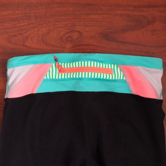 Lululemon Run: Inspire Crop II
Black / Quilt Spring 14-26 - Picture 7 of 10